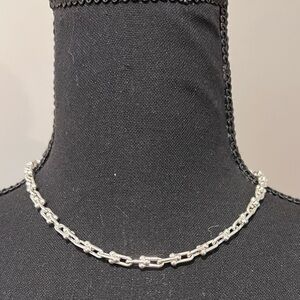 Intricate Silver Toned Oval Link Necklace